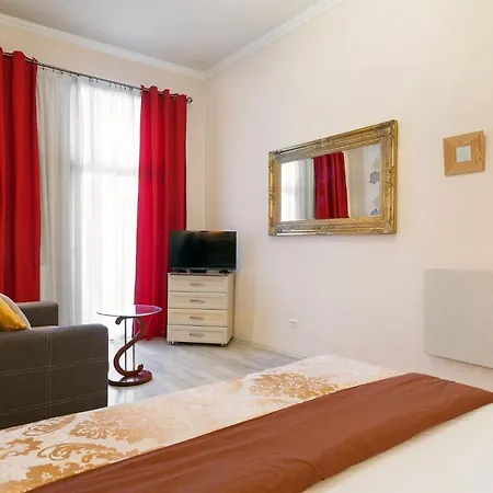 Apartamento Queens Apartments4