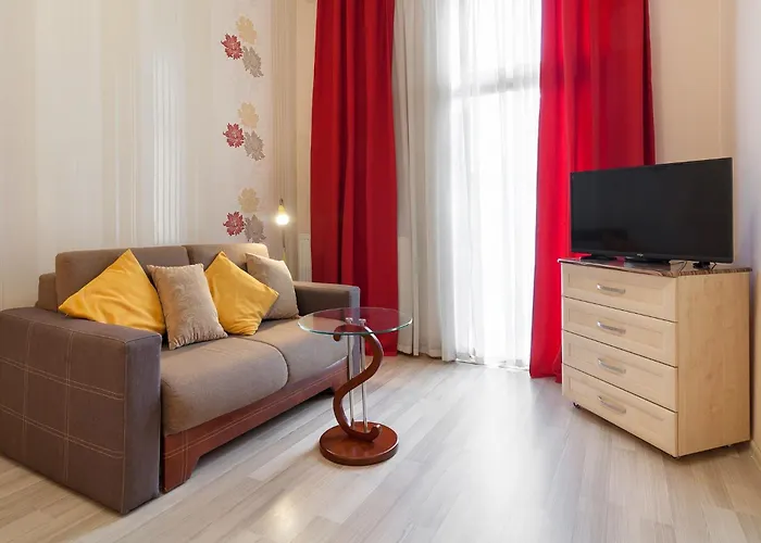 Apartamento Queens Apartments4 Leópolis